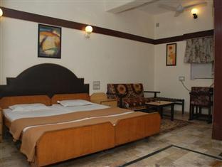 Royal Hotell Ahmedabad Exteriör bild